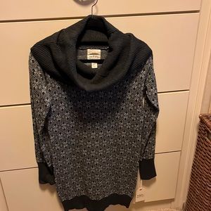 Gorgeous soft tunic sweater